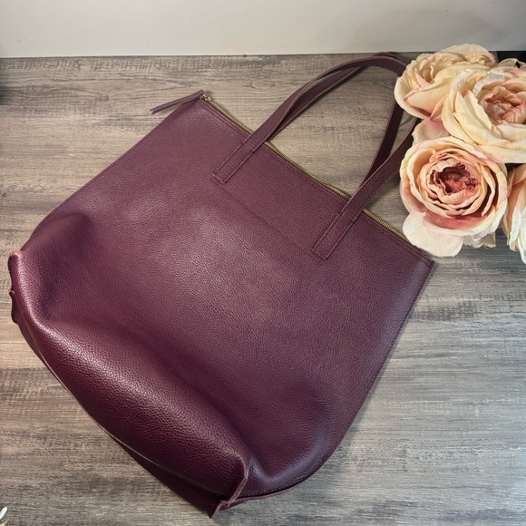 Mark & Graham Daily Pebbled Leather Deep Burgundy Maroon Zipper Tote EUC - Picture 5 of 9